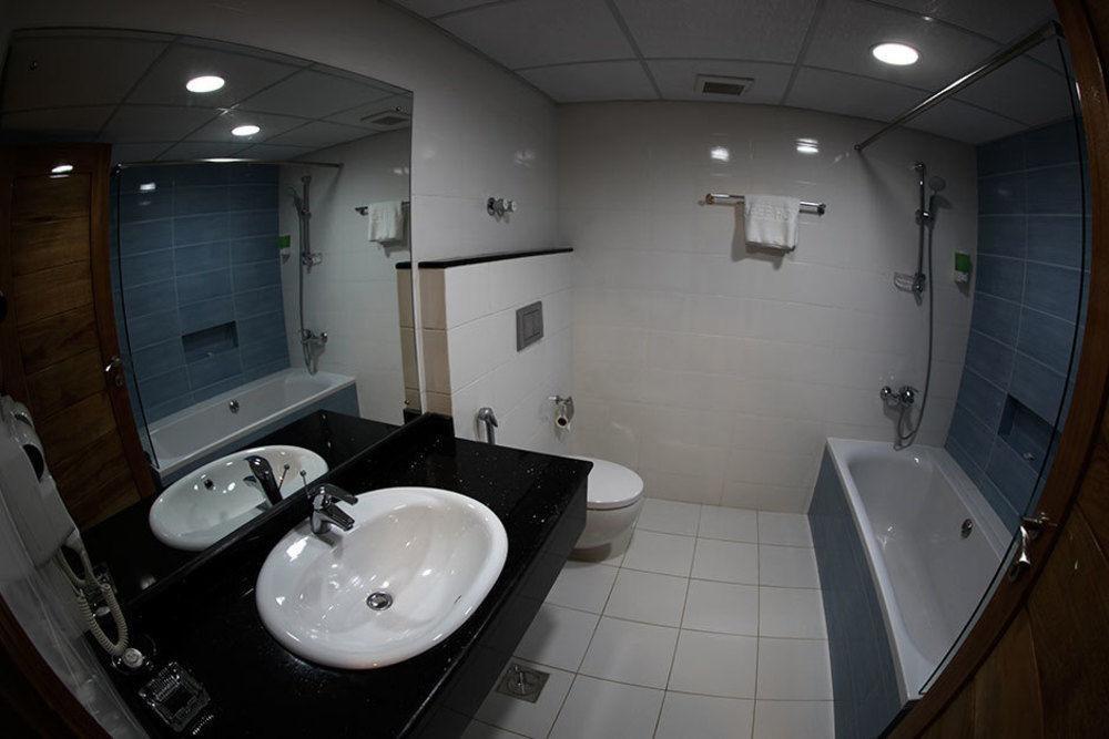 Al Reef Hotel Muscat Exterior photo